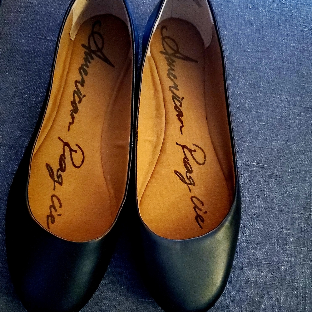 American rag cie flats